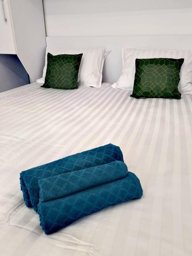Christopher Apartment Oradea Εξωτερικό φωτογραφία