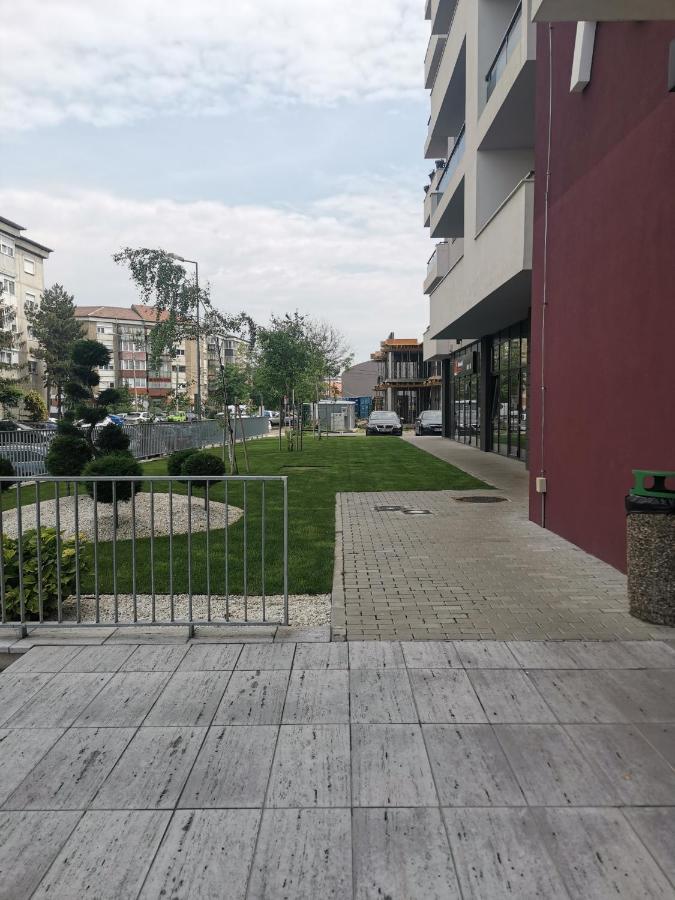 Christopher Apartment Oradea Εξωτερικό φωτογραφία