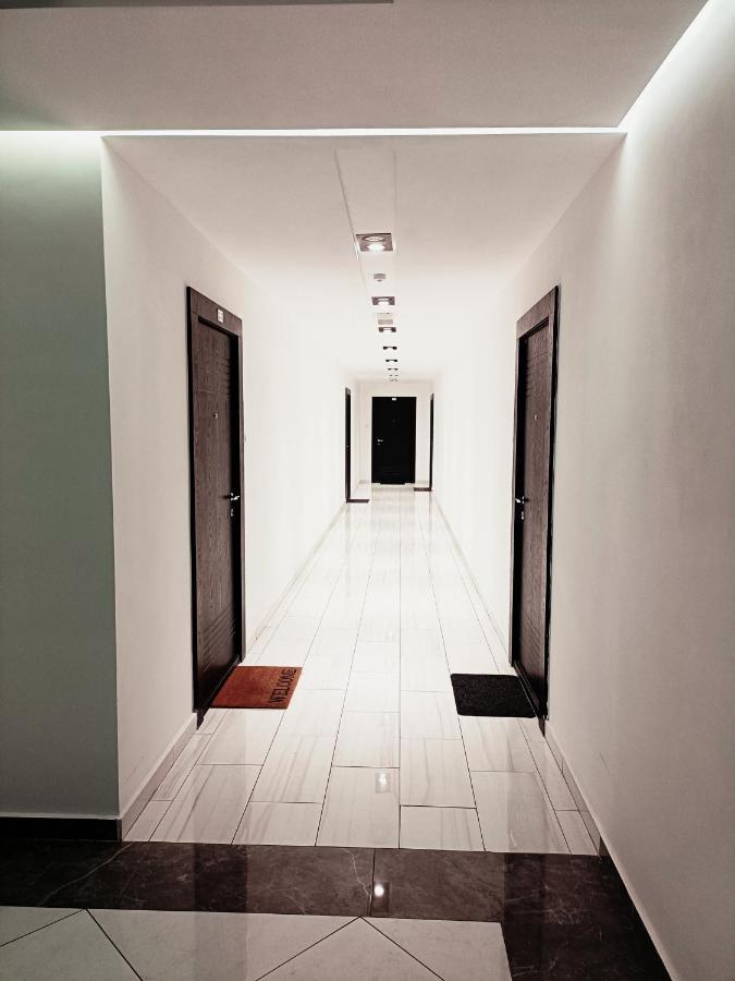 Christopher Apartment Oradea Εξωτερικό φωτογραφία