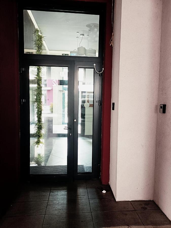 Christopher Apartment Oradea Εξωτερικό φωτογραφία
